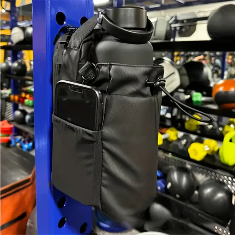 ActivePocket™ ｜ジムで水とスマホの置き場所、もう迷わない。